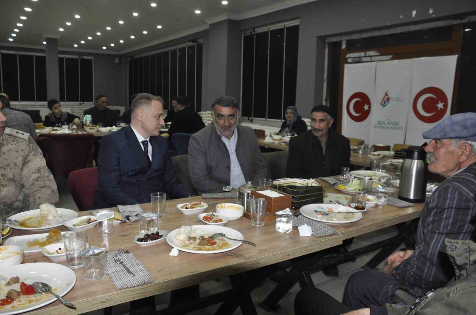 Kaymakam Koşansu şehit aileleri ve gazilerle iftarda buluştu
