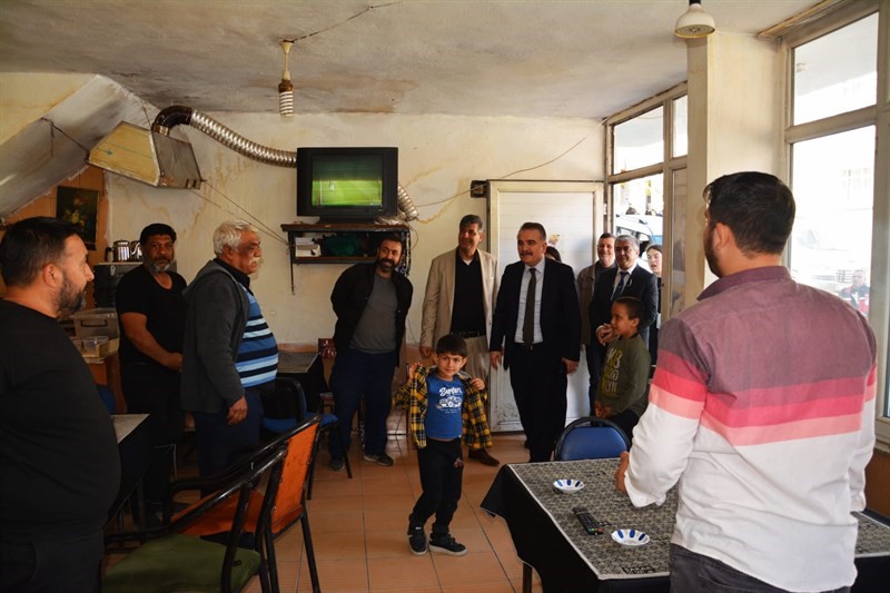 Kaymakam Odabaş’tan roman derneklerine ziyaret
Kaymakam Odabaş’tan roman derneklerine ziyaret