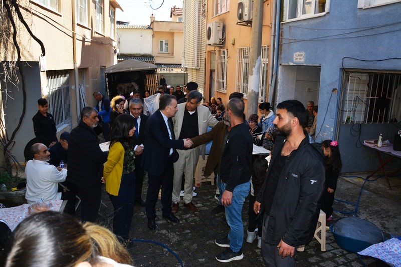 Kaymakam Odabaş’tan roman derneklerine ziyaret
Kaymakam Odabaş’tan roman derneklerine ziyaret