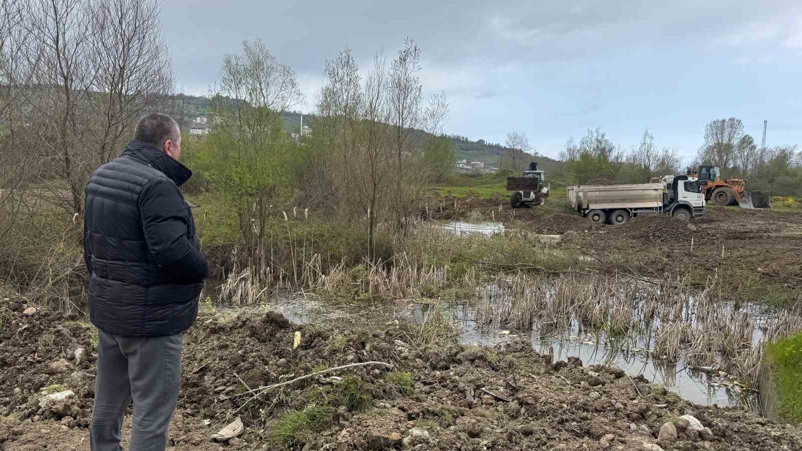 Kaymakamlık ve belediyeden ortak çalışma; tehlike oluşturan göletler kapatılıyor
