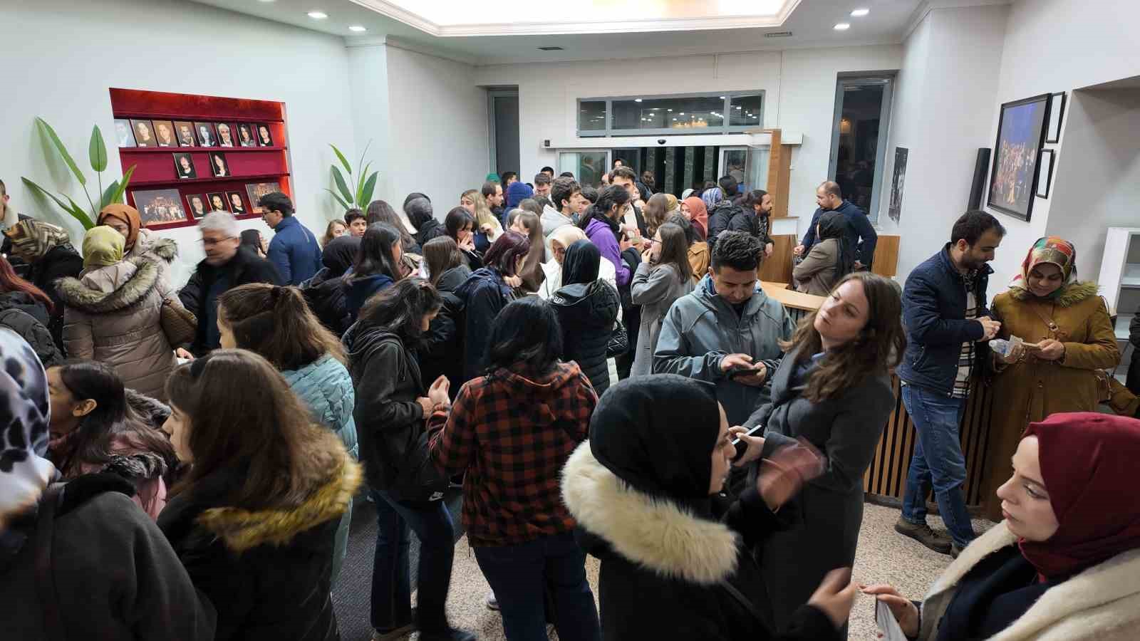 KAYMEK’ten yarıyıl tatilinde öğrencilere eğlence dolu tiyatro etkinliği
