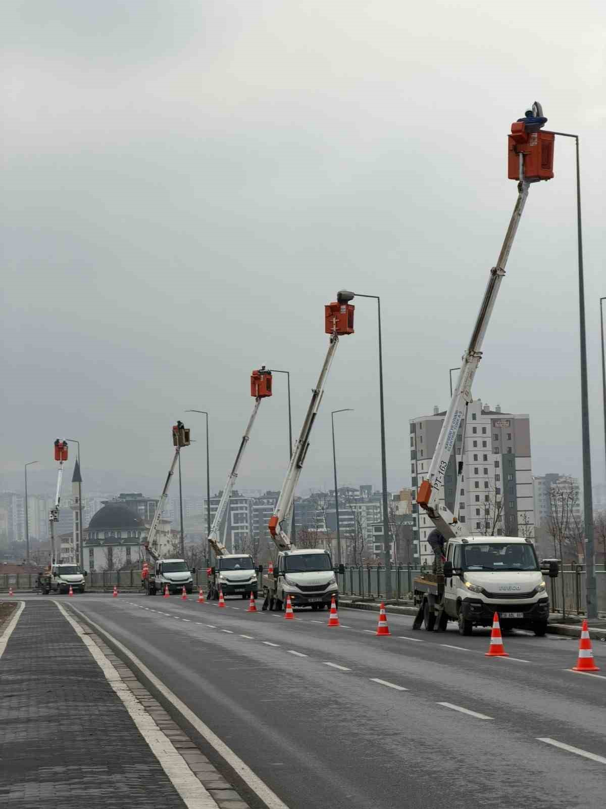 Kayseri, büyükşehir ile Ramazan Bayramı’na hazır
