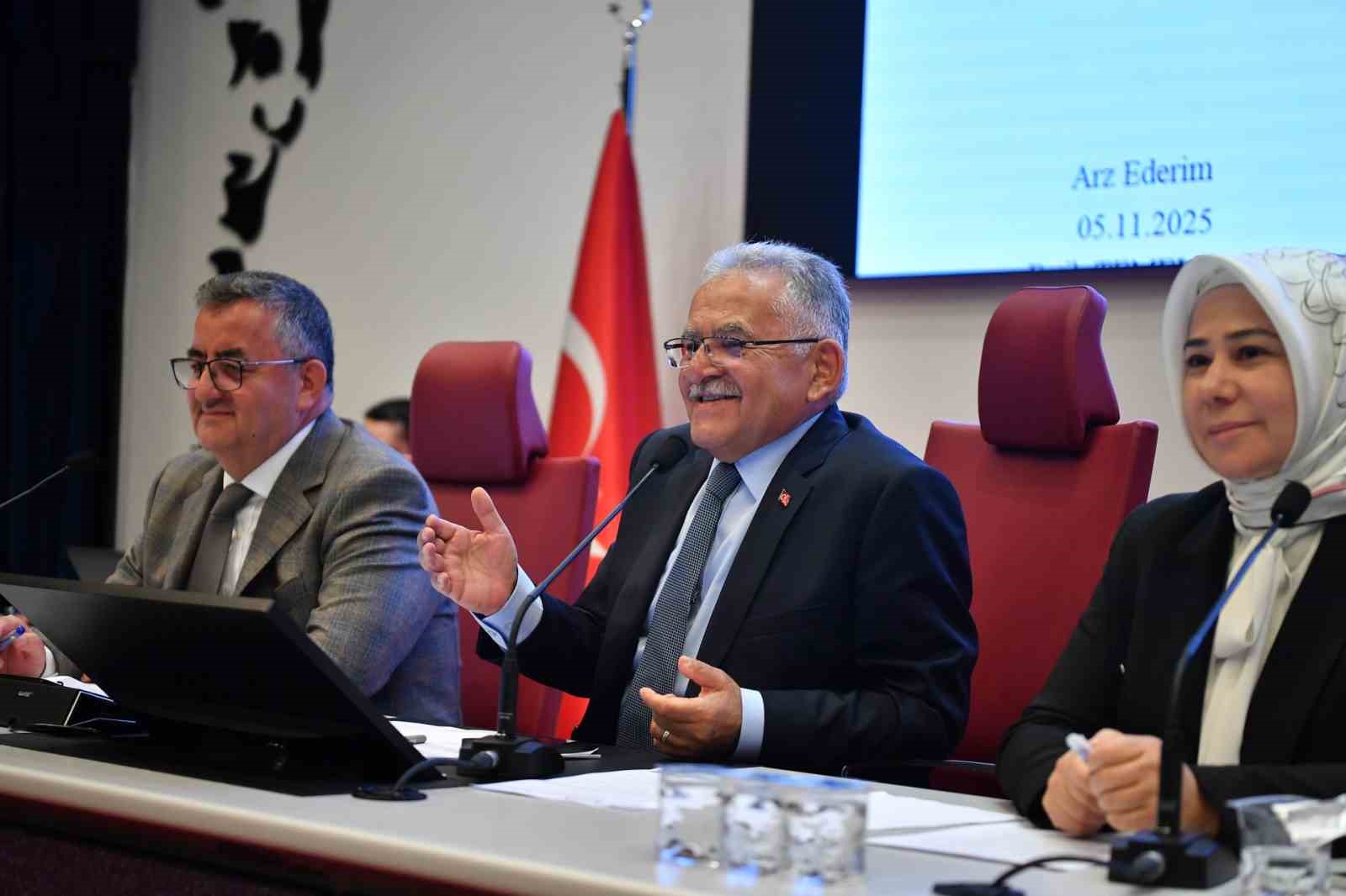 Kayseri Büyükşehir’de meclis ve encümen 2025 boyunca yoğun çalıştı
Kayseri Büyükşehir’de meclis ve encümen 2025 boyunca yoğun çalıştı