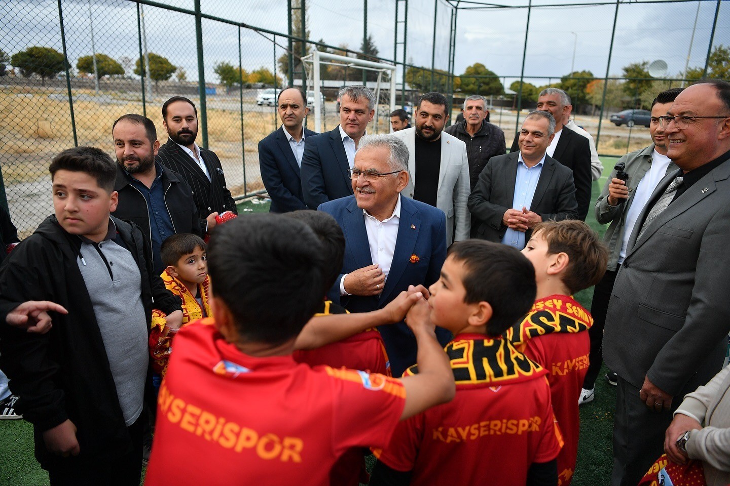 Kayseri Büyükşehir’den kırsalda 97 milyon TL’lik 106 proje
Kayseri Büyükşehir’den kırsalda 97 milyon TL’lik 106 proje
