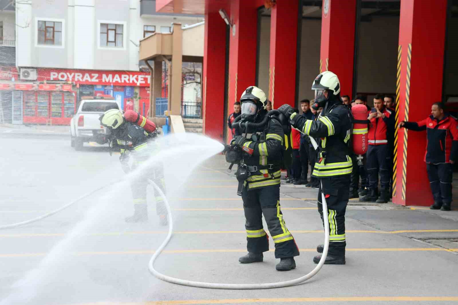Kayseri itfaiyesi elektrikli araç yangınları için teyakkuzda
