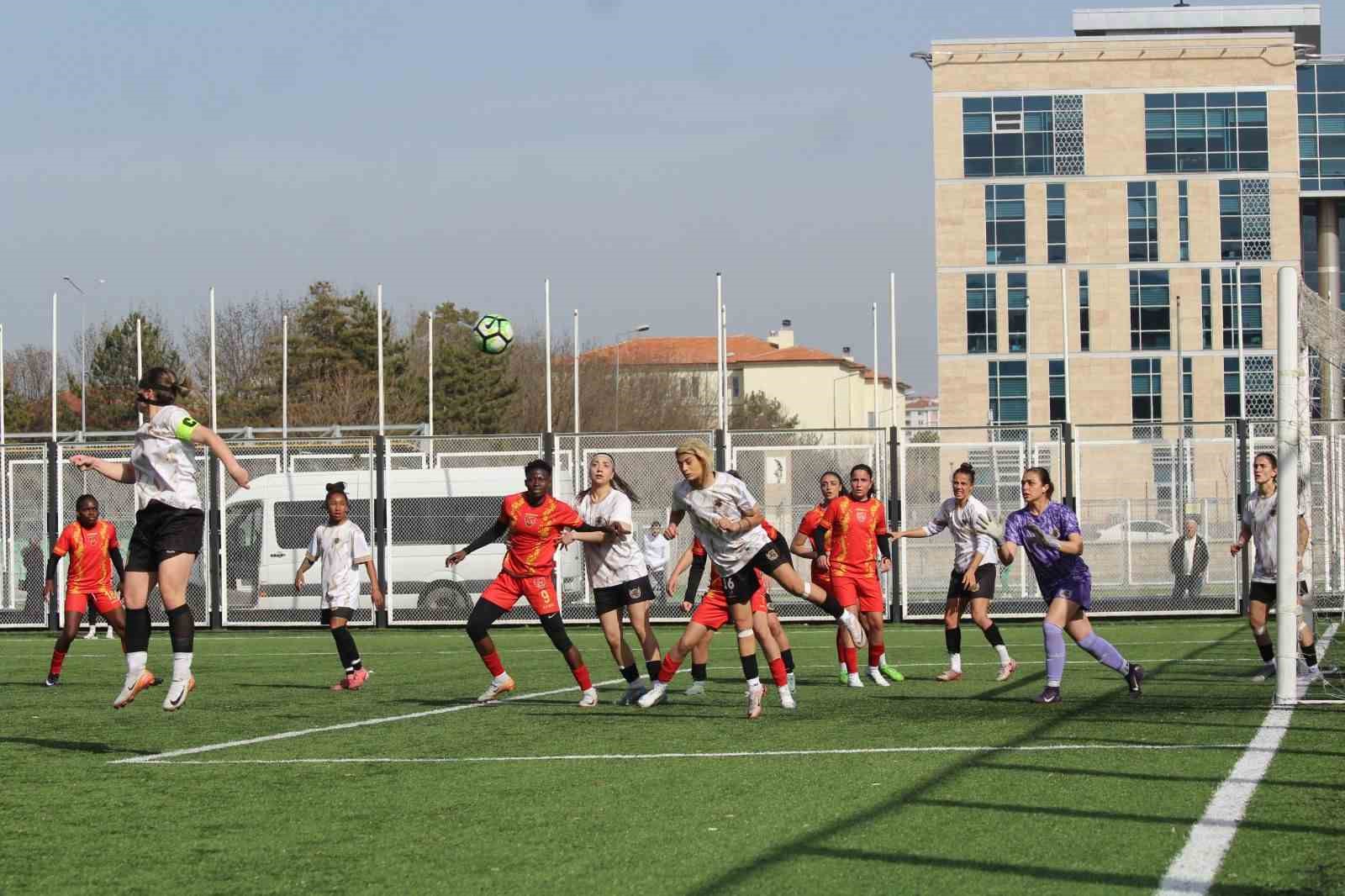Kayseri Kadın FK şampiyon oldu
