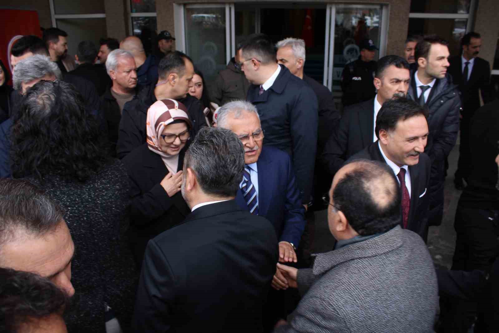 Kayseri protokolü bayramlaştı
