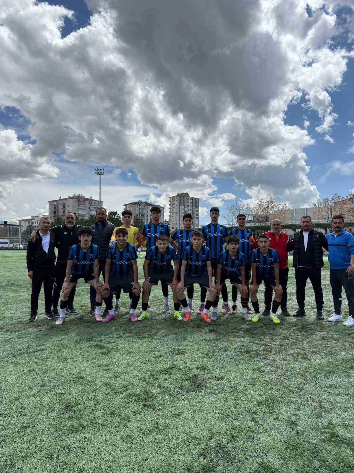 Kayseri U15 Liginde şampiyonlar belli oldu
