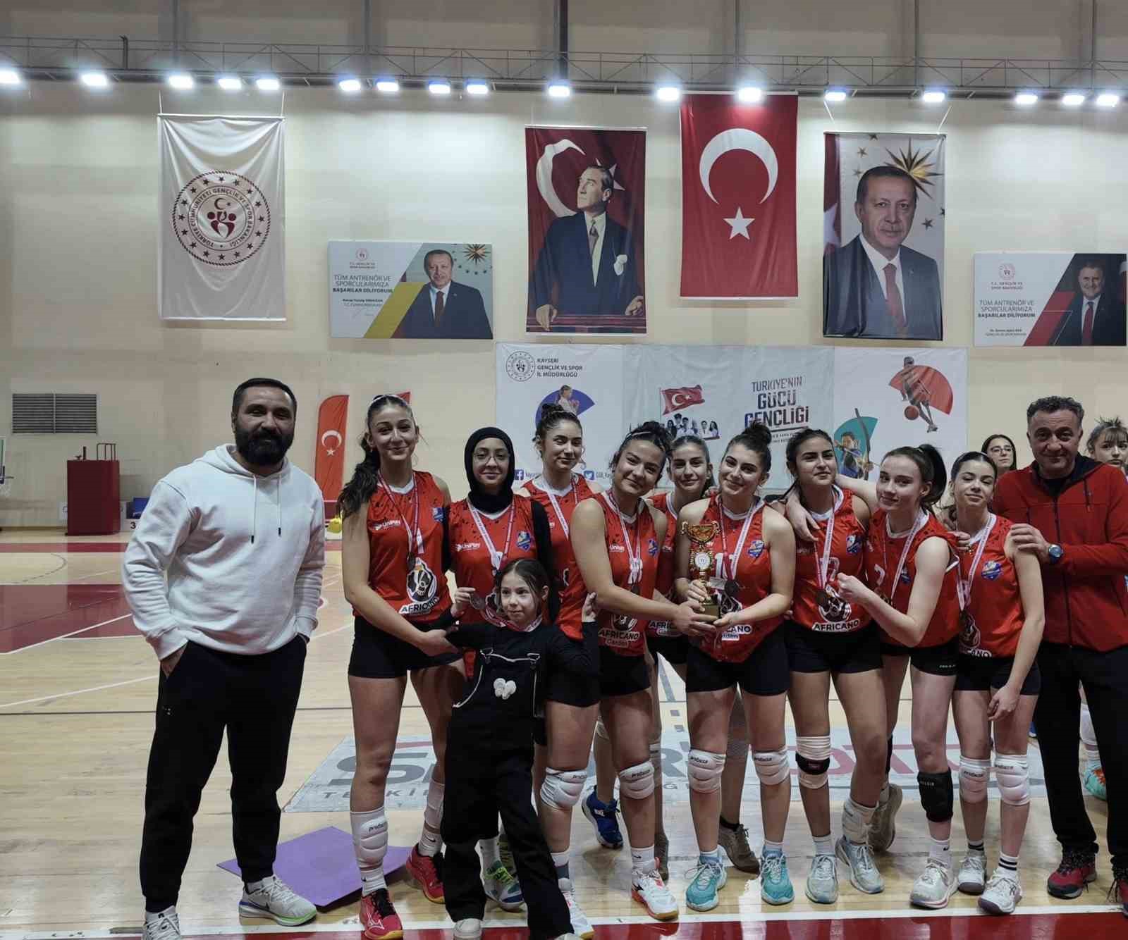Kayseri Yıldız Kızlar Voleybol Süper Ligi tamamlandı

