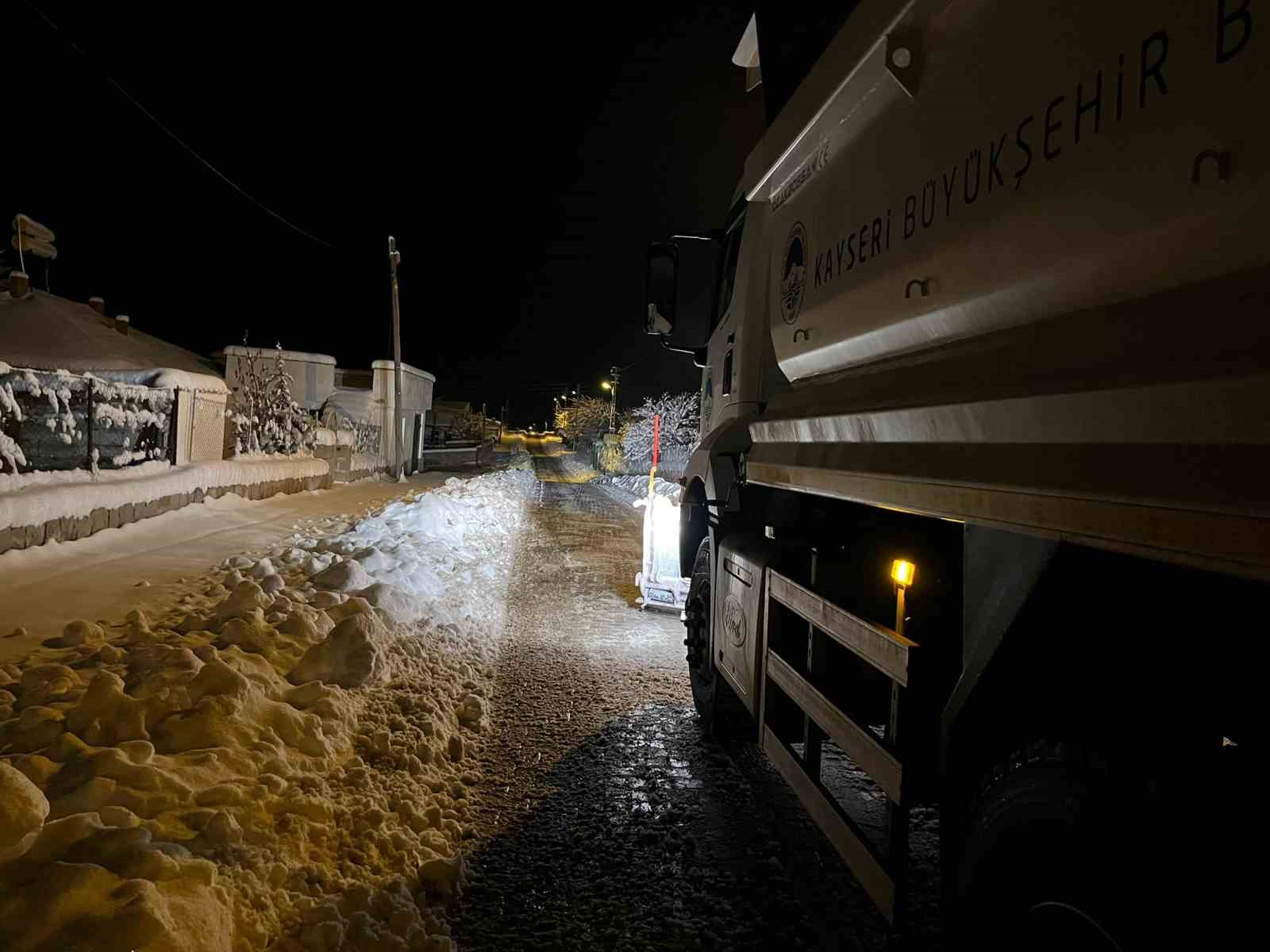 Kayseri’de 146 yol açıldı, 26 yol ise ulaşıma kapalı
