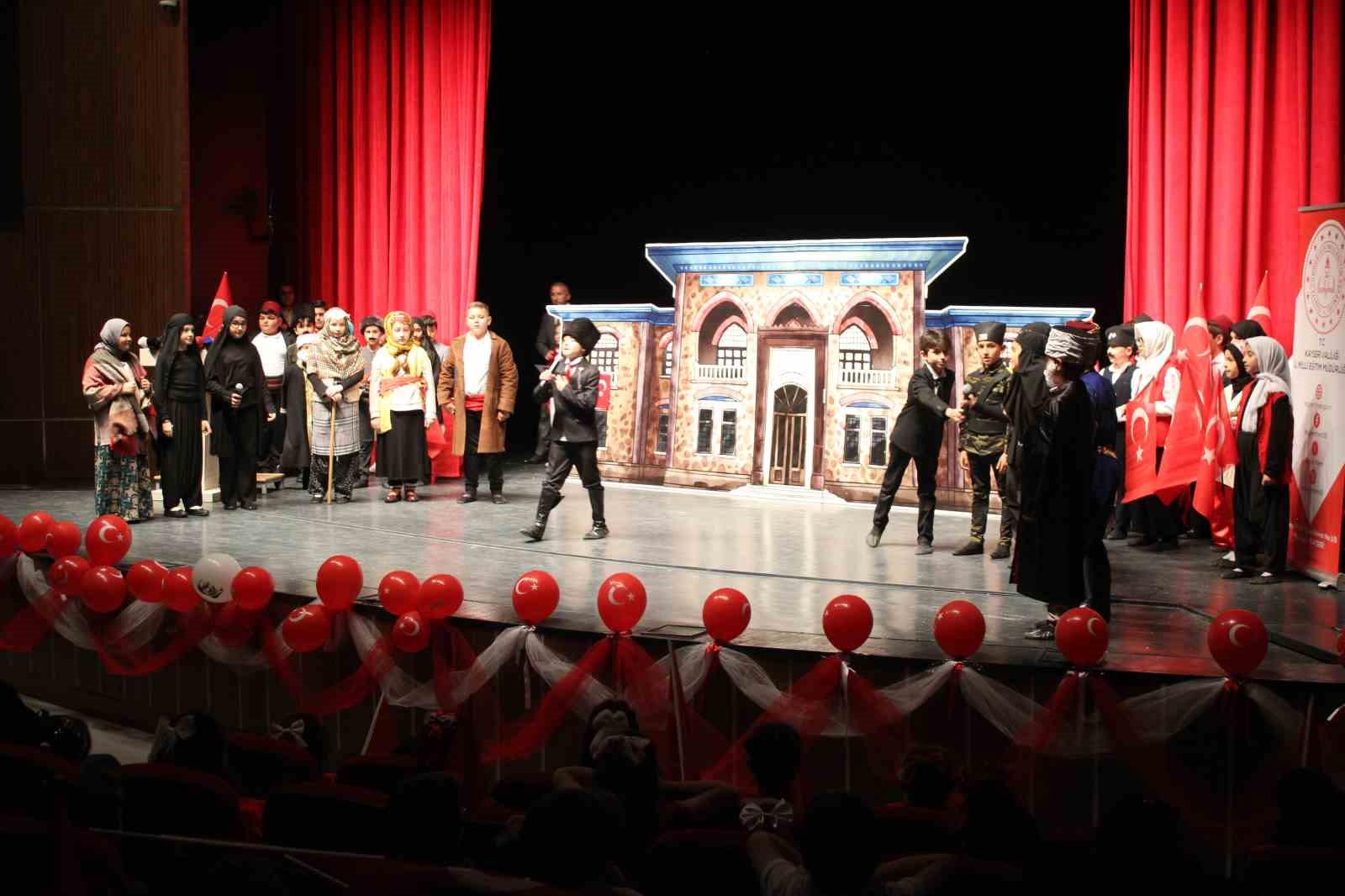 Kayseri’de 23 Nisan coşkuyla kutlandı
