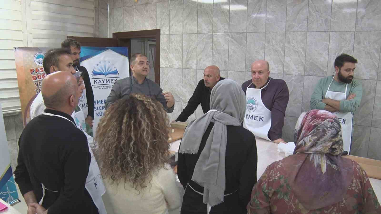 Kayseri’de AB’den Coğrafi İşaret Tescili alan pastırmaya ilgi büyüyor
Kayseri’de AB’den Coğrafi İşaret Tescili alan pastırmaya ilgi büyüyor