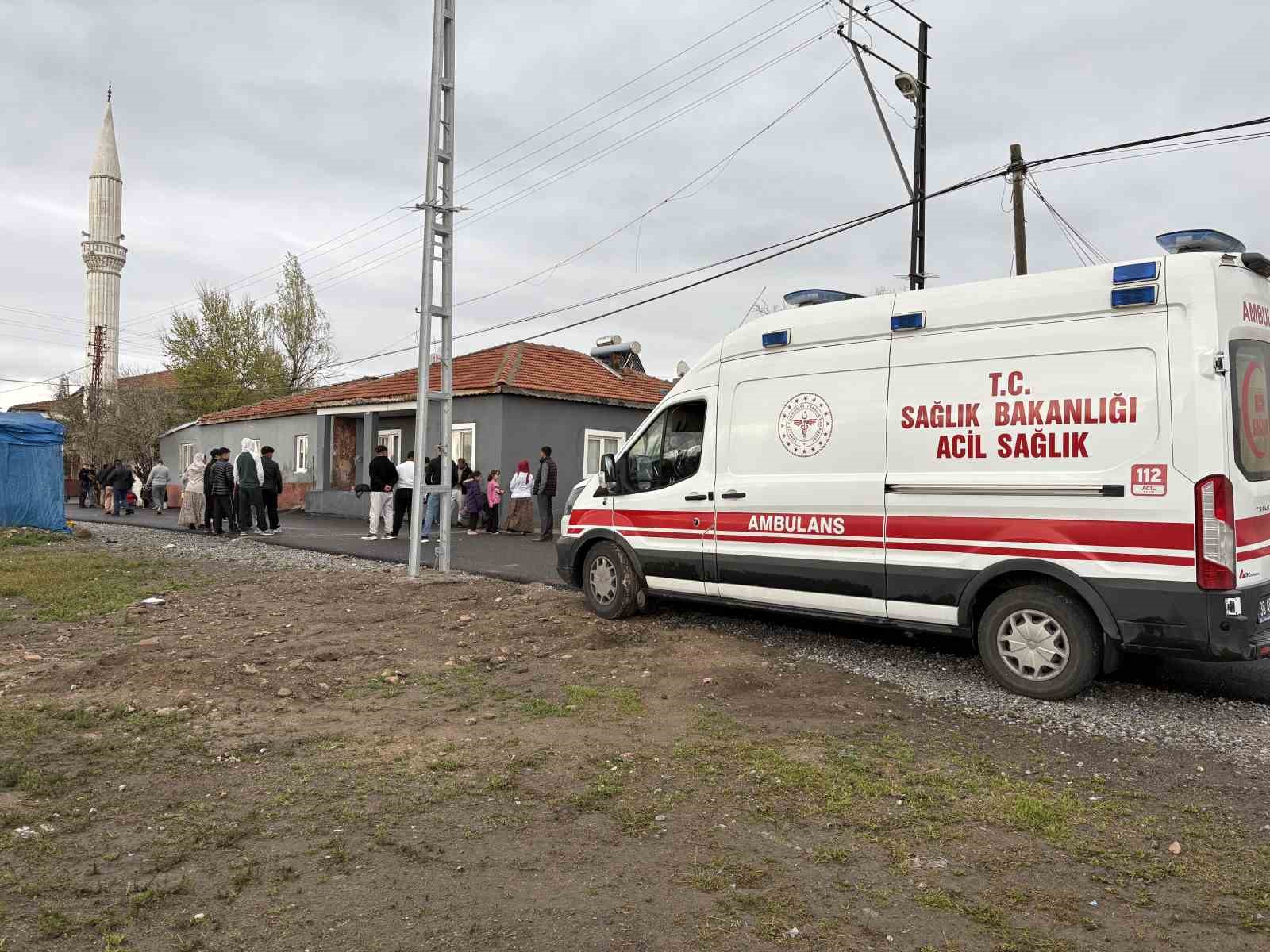 Kayseri’de akrabalar arasında kavga: 3 yaralı
