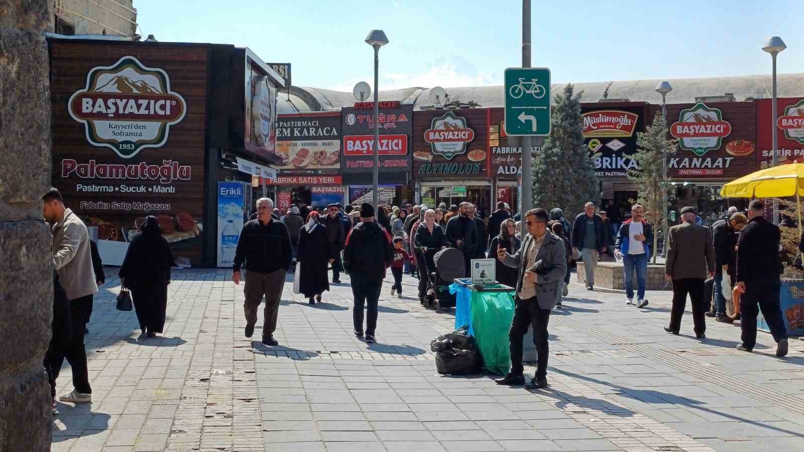 Kayseri’de bayram hareketliliği
