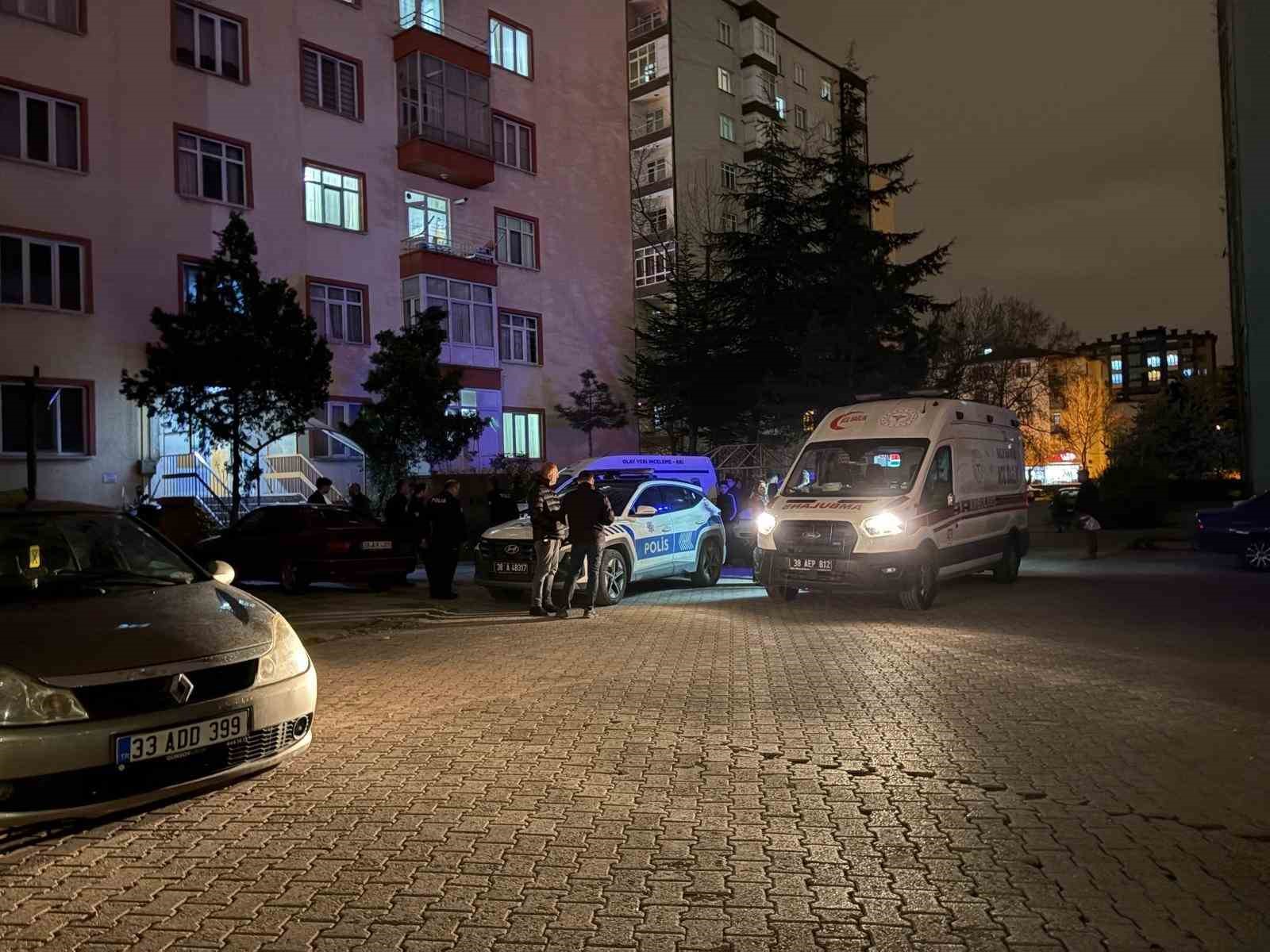 Kayseri’de bir kişi kendini asarak yaşamına son verdi
