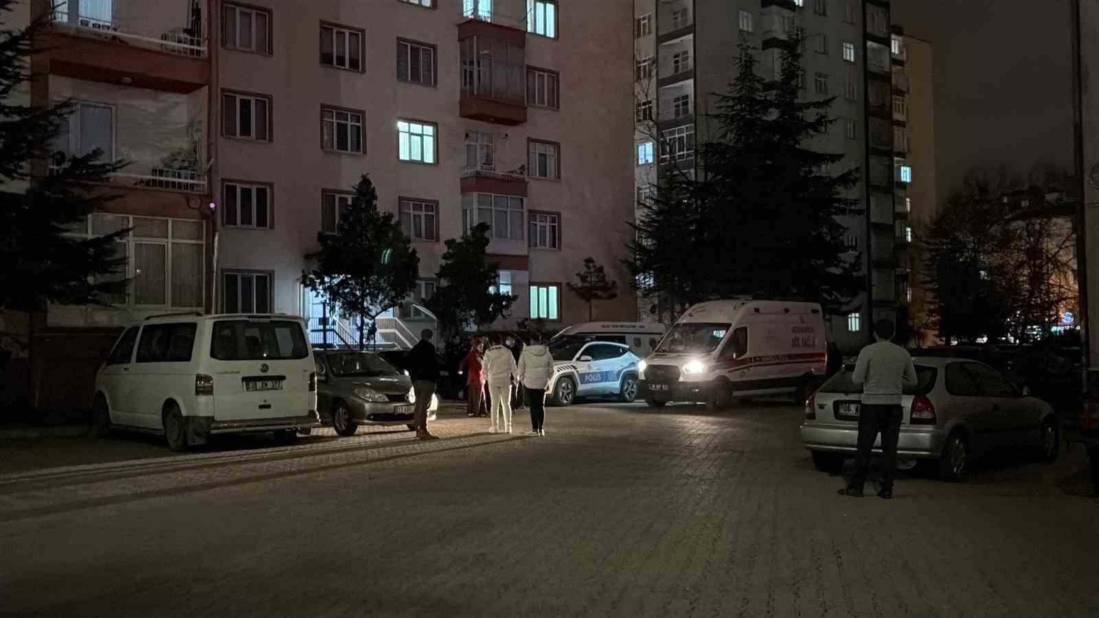Kayseri’de bir kişi kendini asarak yaşamına son verdi

