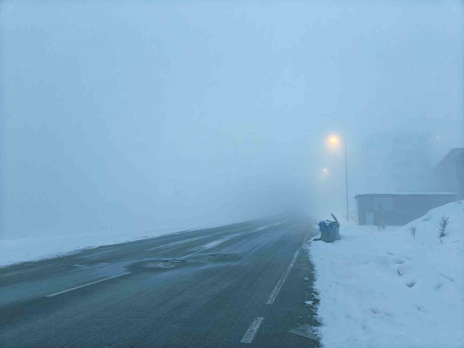 Kayseri’de görüş mesafesine sis engeli
