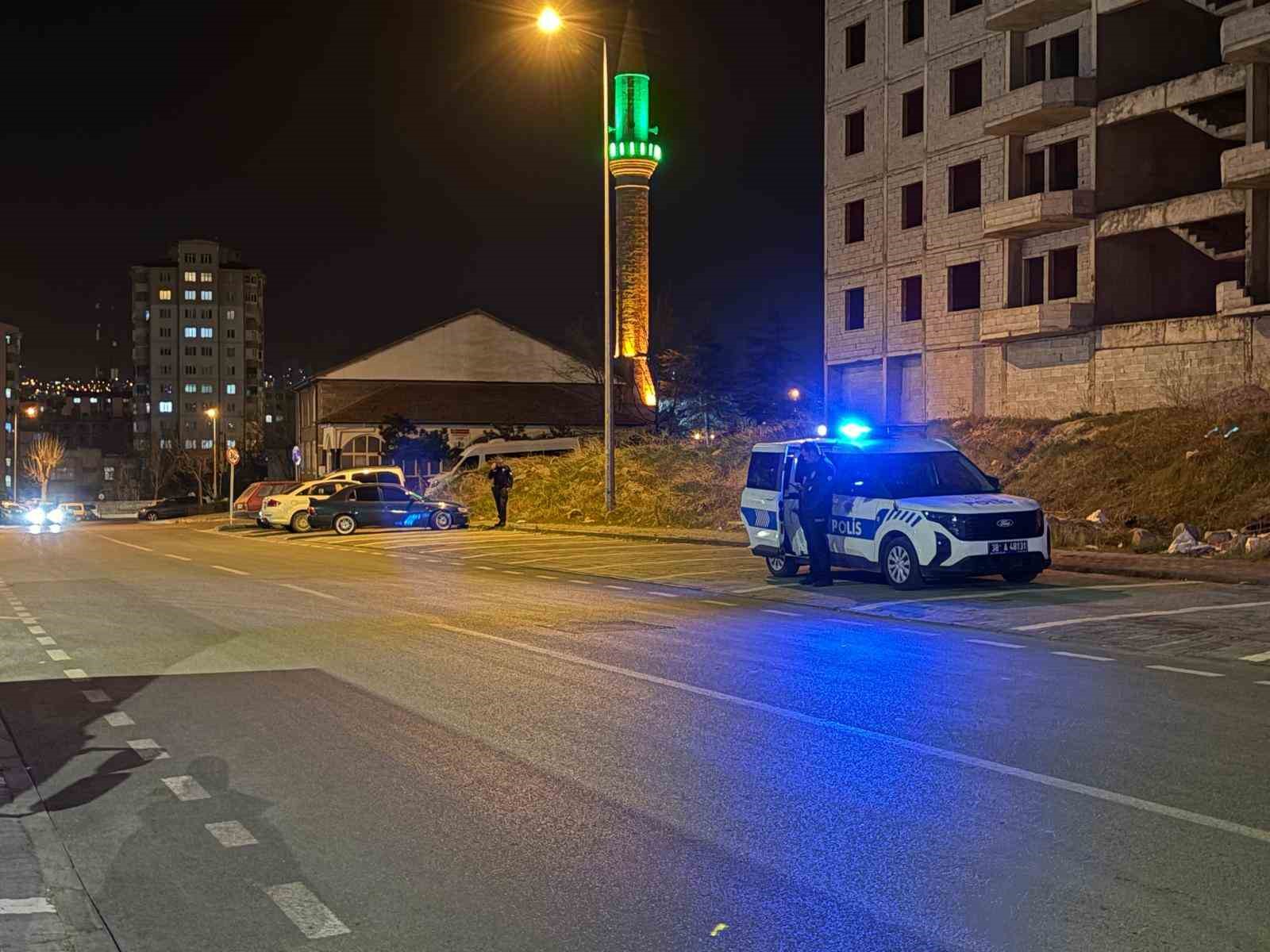 Kayseri’de iki grup arasında bıçaklı kavga: 4 yaralı
