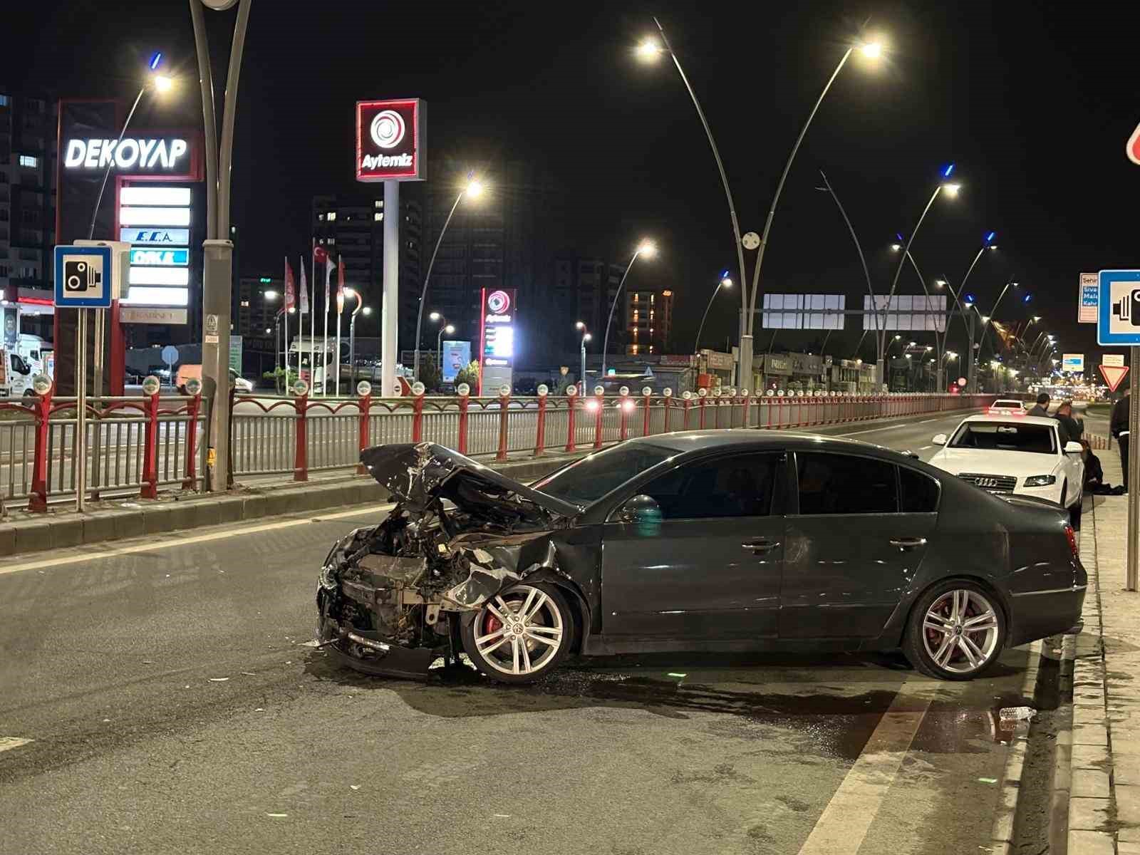 Kayseri’de iki otomobil çarpıştı: 1 yaralı
