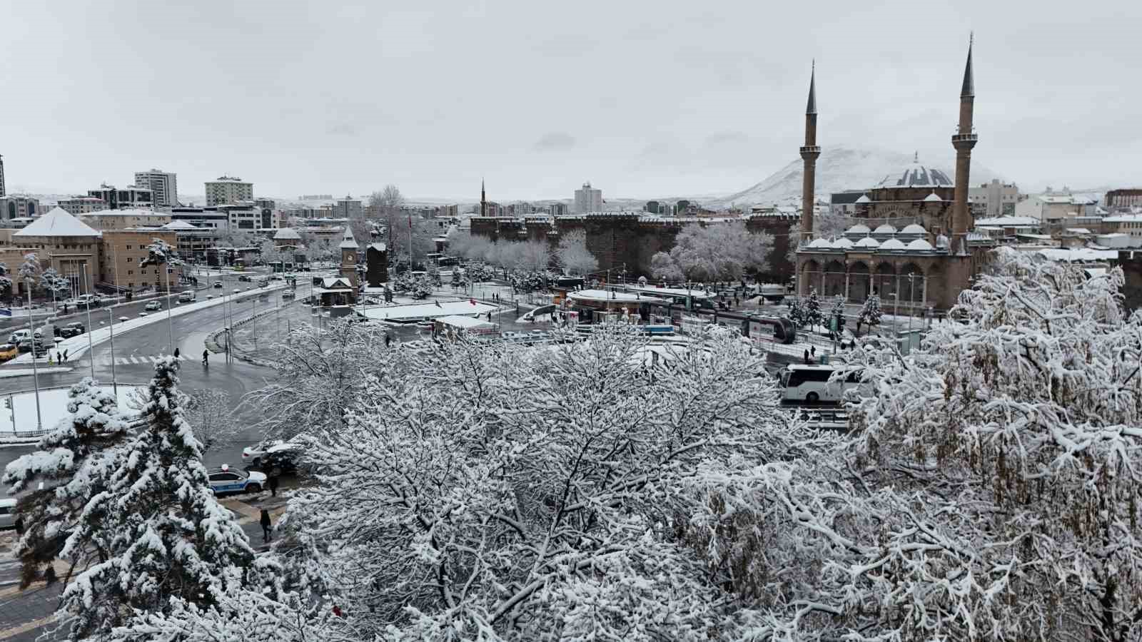 Kayseri’de kar güzelliği
