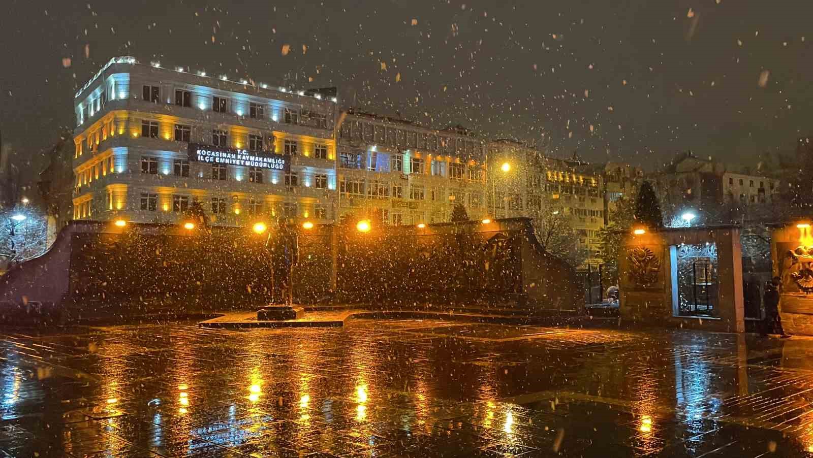 Kayseri’de kar yağışı etkili oldu
