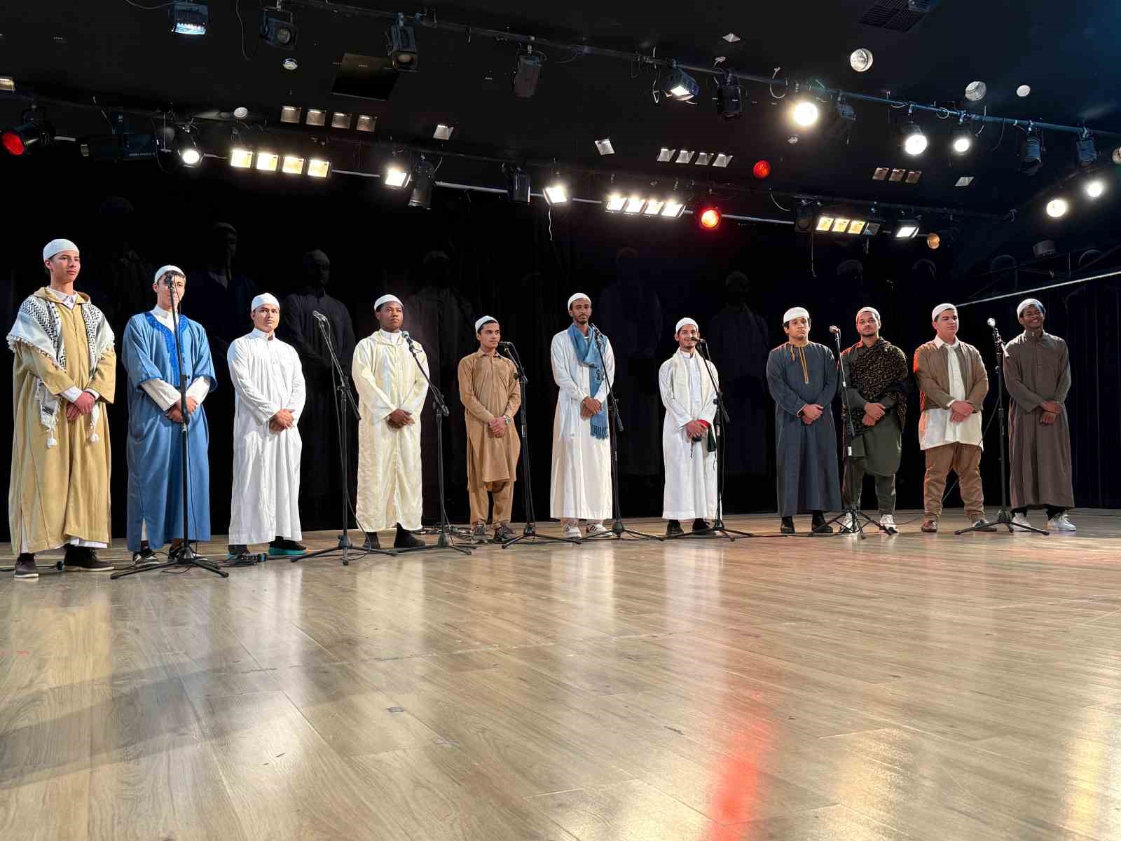 Kayseri’de ’Mekke’nin Fethi ve Affın ve Ailenin İnşaası" programı gerçekleştirildi
