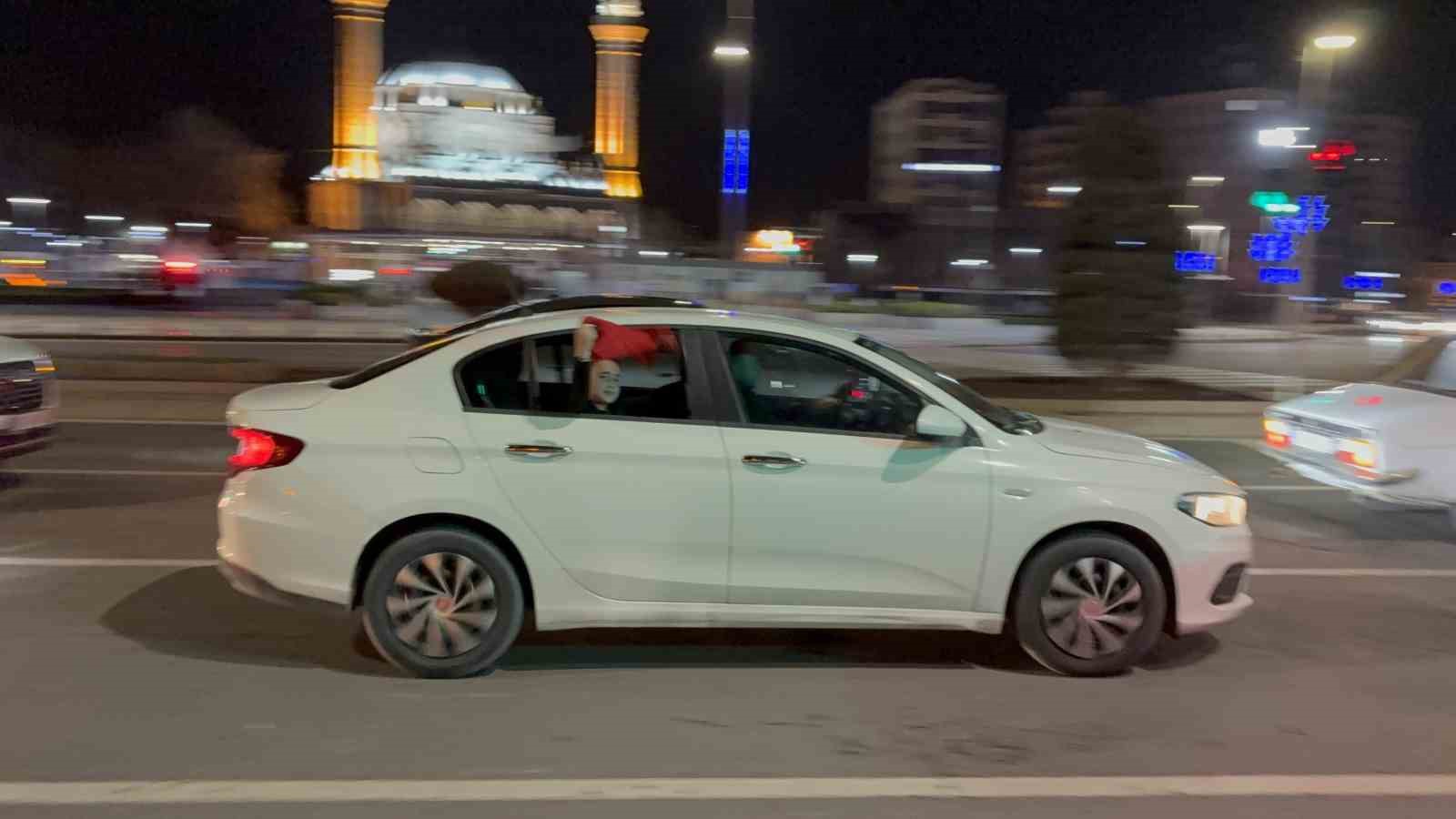 Kayseri’de milli sevinç
