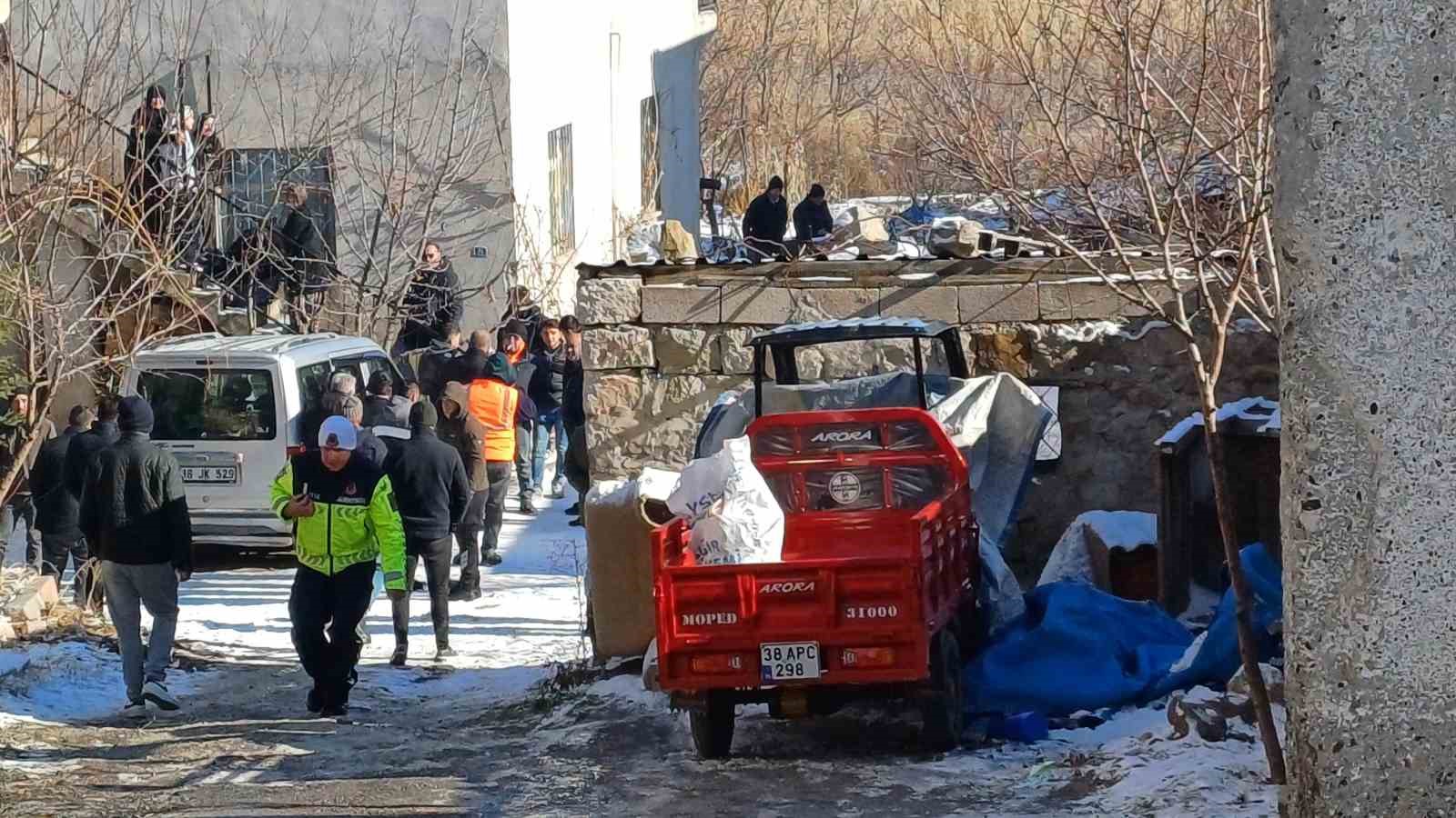 Kayseri’de silahlı kavga: 1 ölü, 1 yaralı
