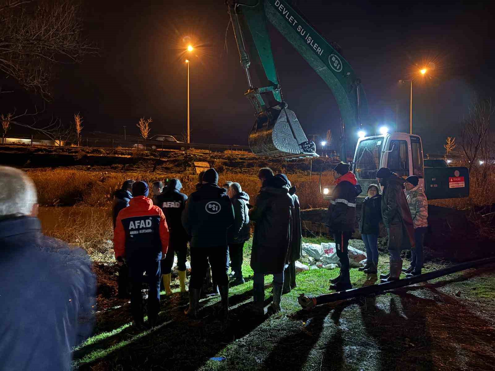 Kayseri’de taşkın riski: 200 hayvan tahliye edildi
