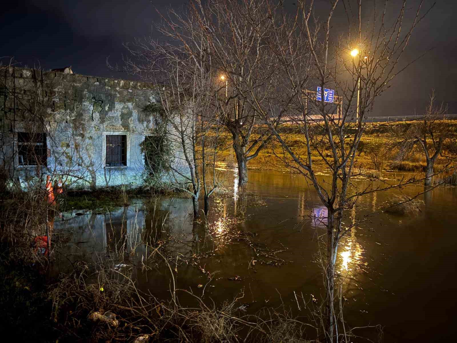 Kayseri’de taşkın riski: 200 hayvan tahliye edildi
