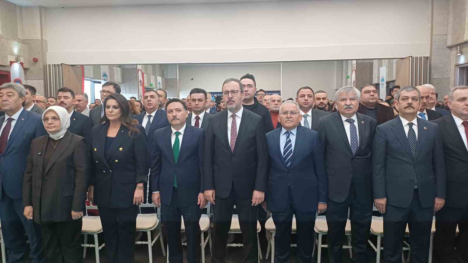 Kayseri’de; TBMM Engelli Bireylerin Sorunlarını Araştırma Komisyonu toplandı
Kayseri’de; TBMM Engelli Bireylerin Sorunlarını Araştırma Komisyonu toplandı