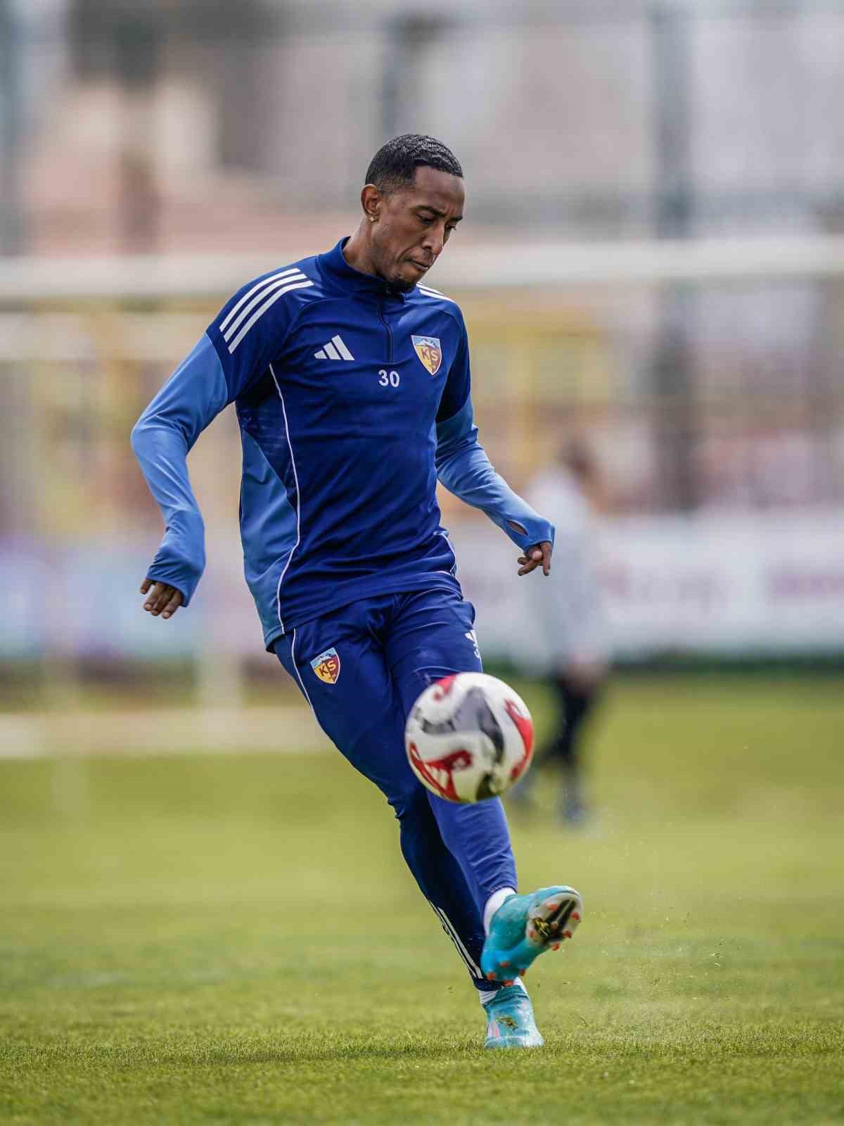 Kayserispor, Fenerbahçe maçı hazırlıklarını tamamladı
