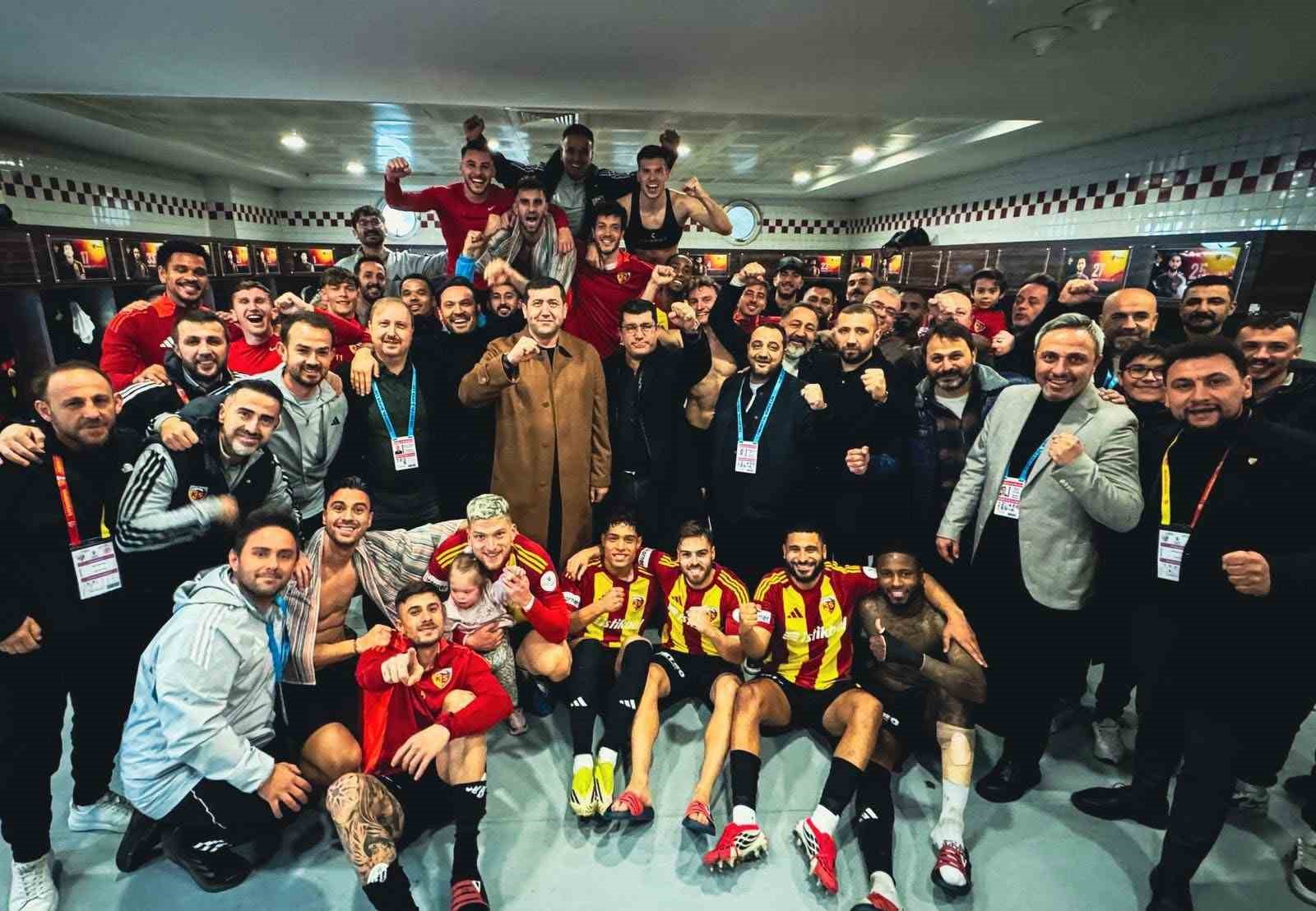 Kayserispor taraftarına bilet jesti
