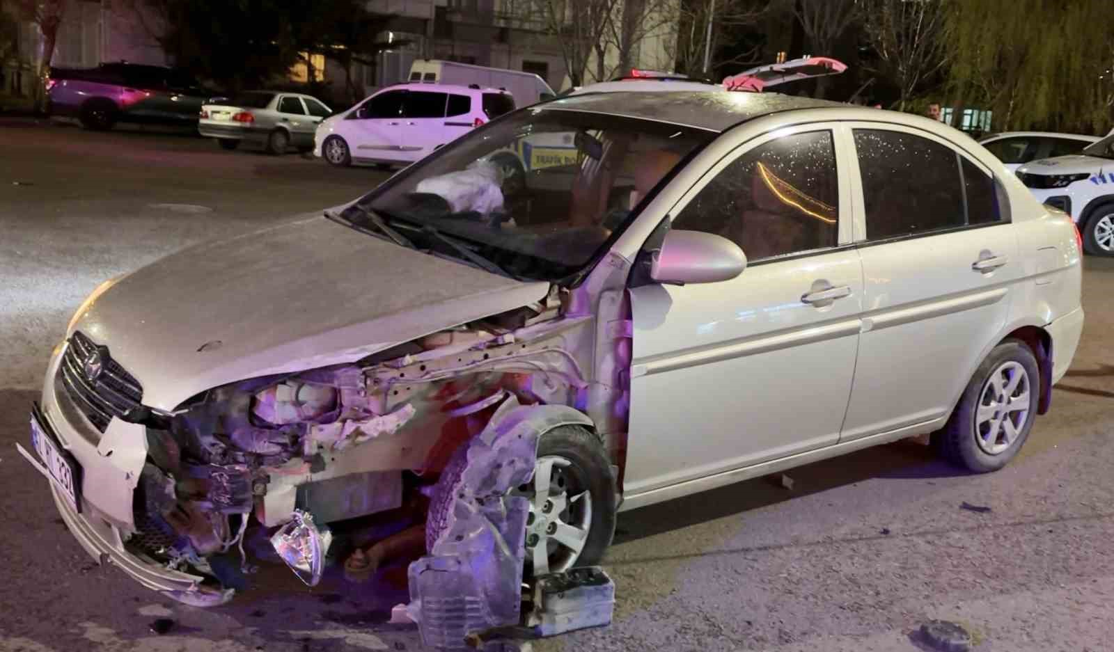 Kaza yapan alkollü sürücünün ehliyeti daimi olarak iptal oldu
