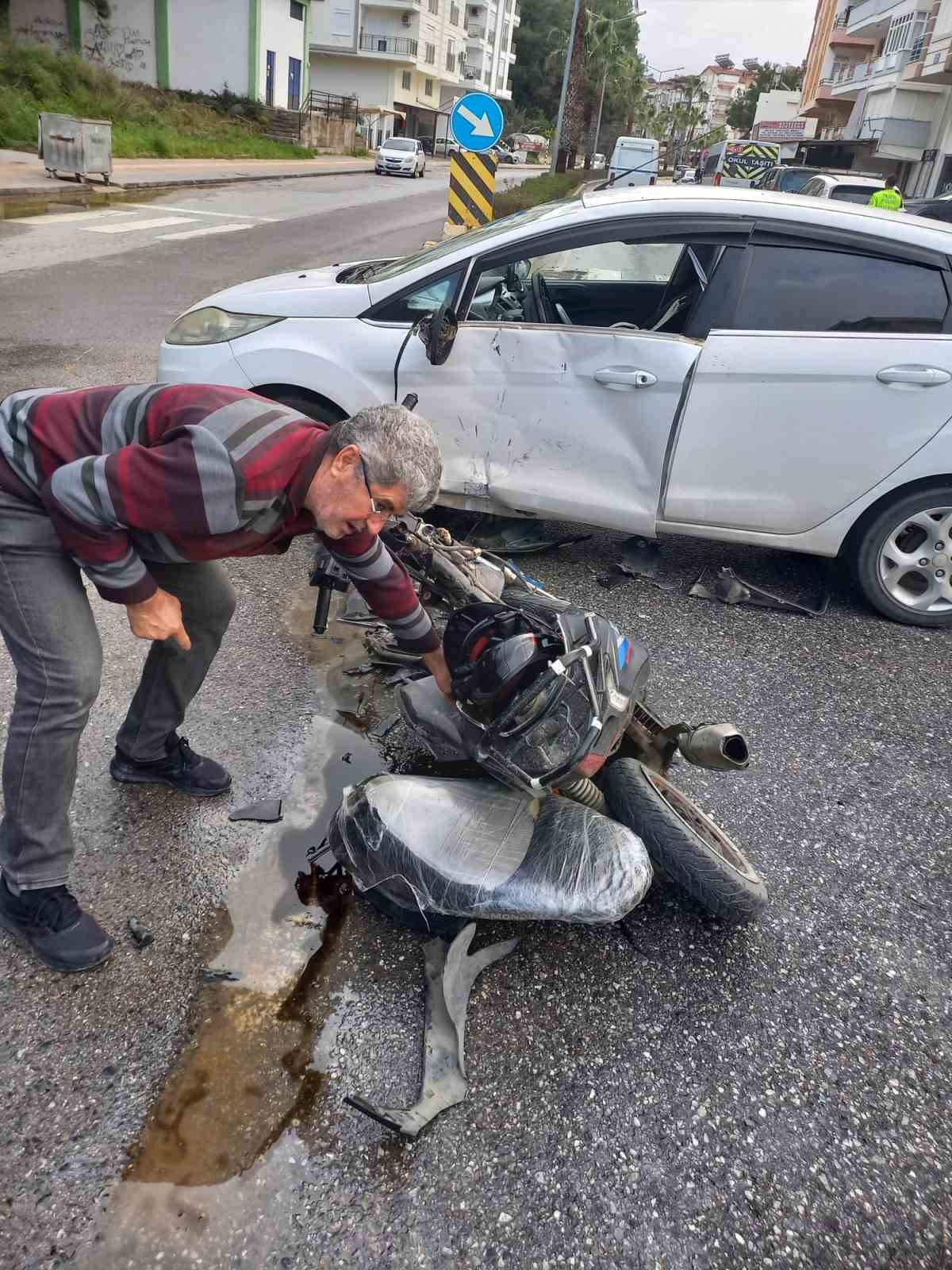 Kaza yapan motosikletli ehliyetsiz çıktı, 66 bin 590 TL ceza kesildi
