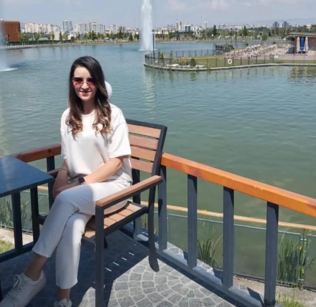 Kazada eşi ve 2 çocuğunu kaybeden anne de yaşam mücadelesini kaybetti
