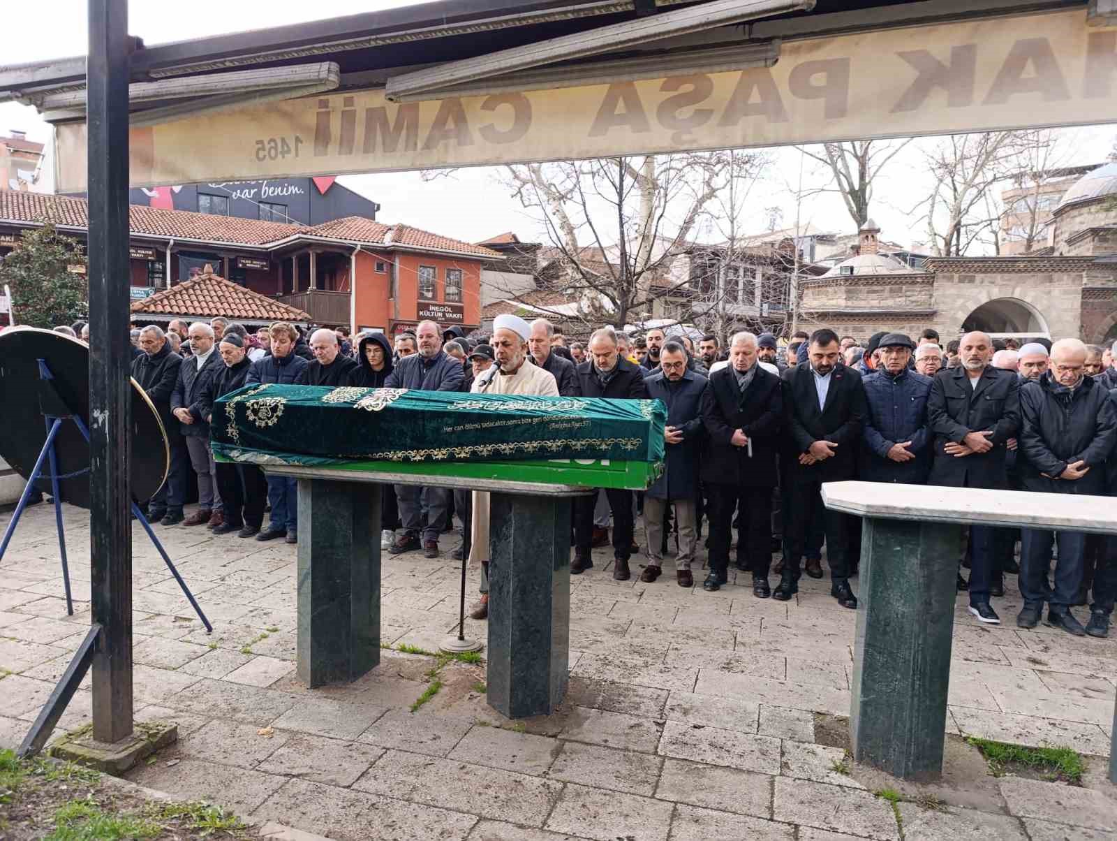 Kazada hayatını kaybeden İnegöllü iş adamı Sedat Taç toprağa verildi
