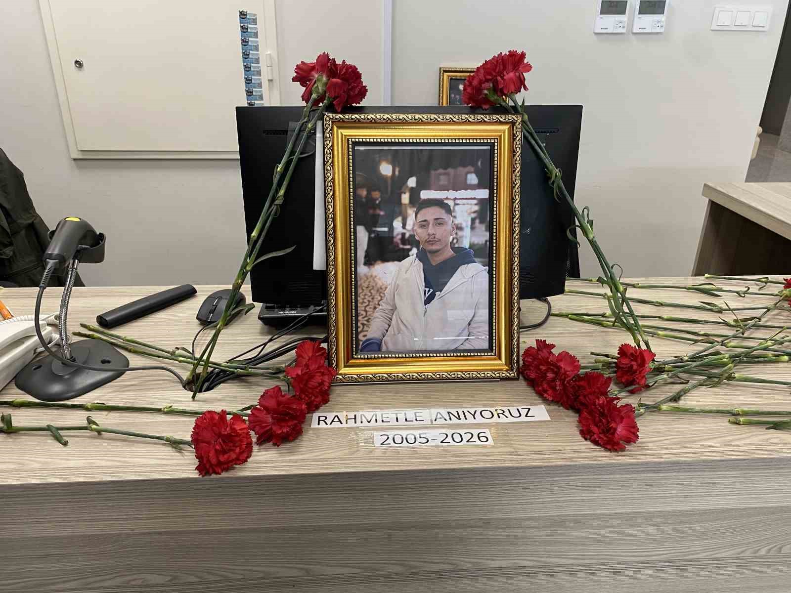 Kazada ölen hastane personeli toprağa verildi
