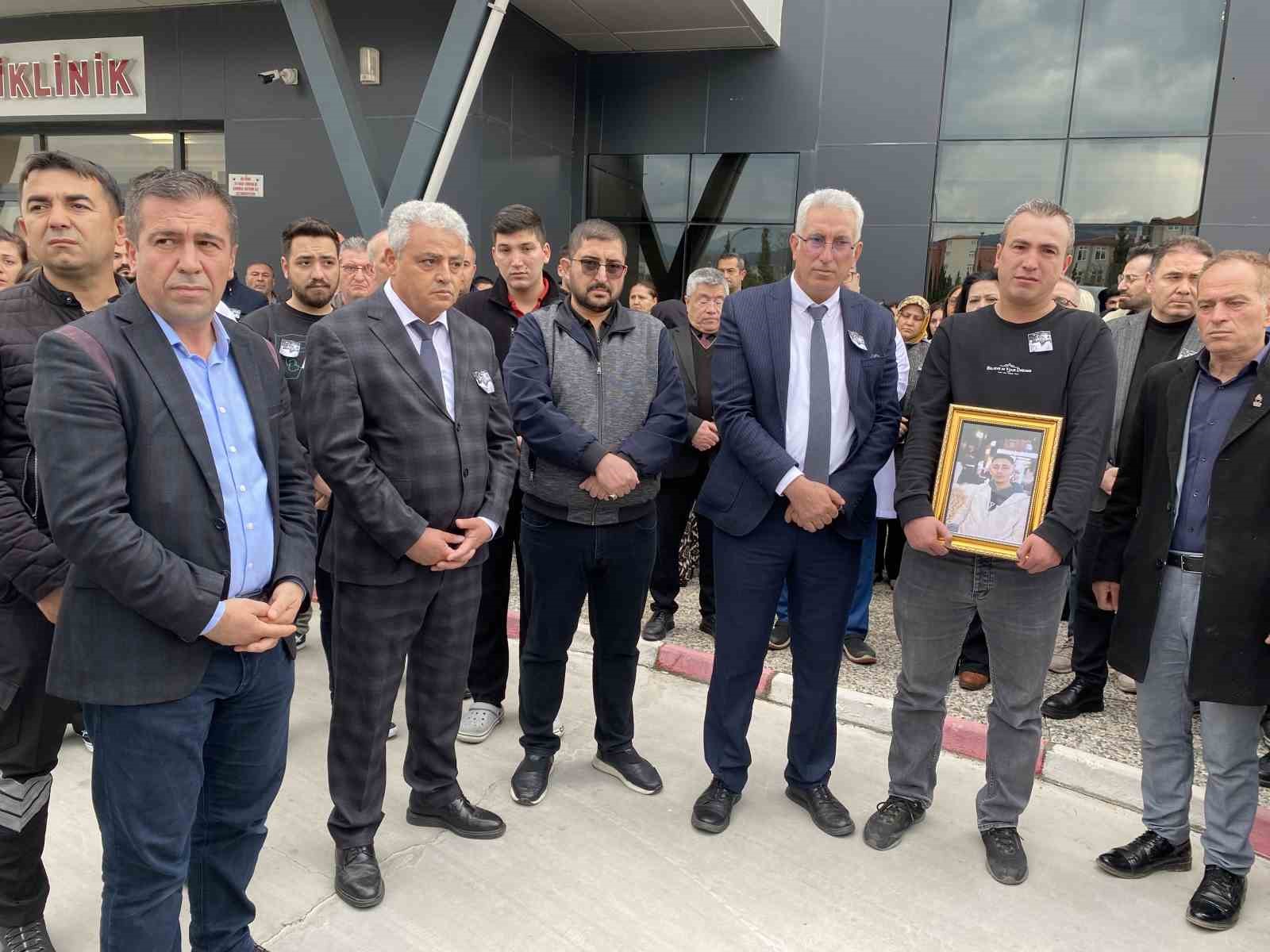 Kazada ölen hastane personeli toprağa verildi
