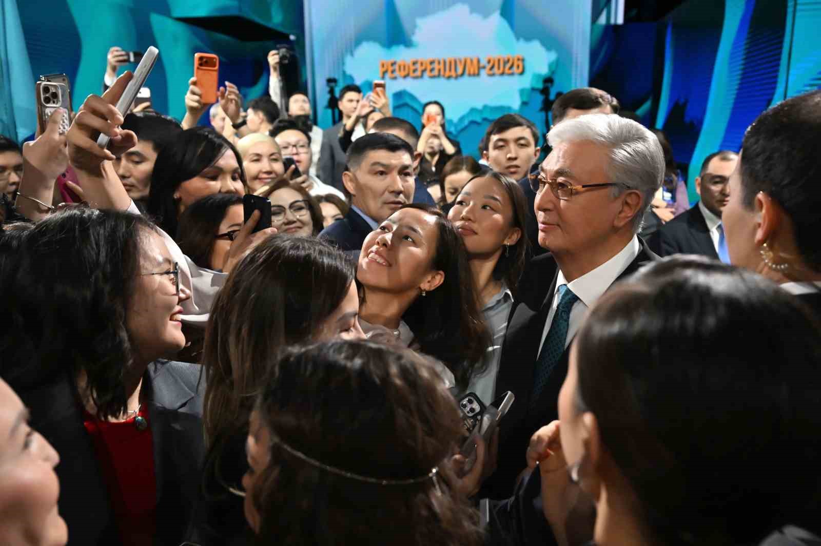 Kazakistan’da seçmenin yüzde 88’i yeni Anayasa’ya "evet" dedi
Kazakistan’da seçmenin yüzde 88’i yeni Anayasa’ya "evet" dedi