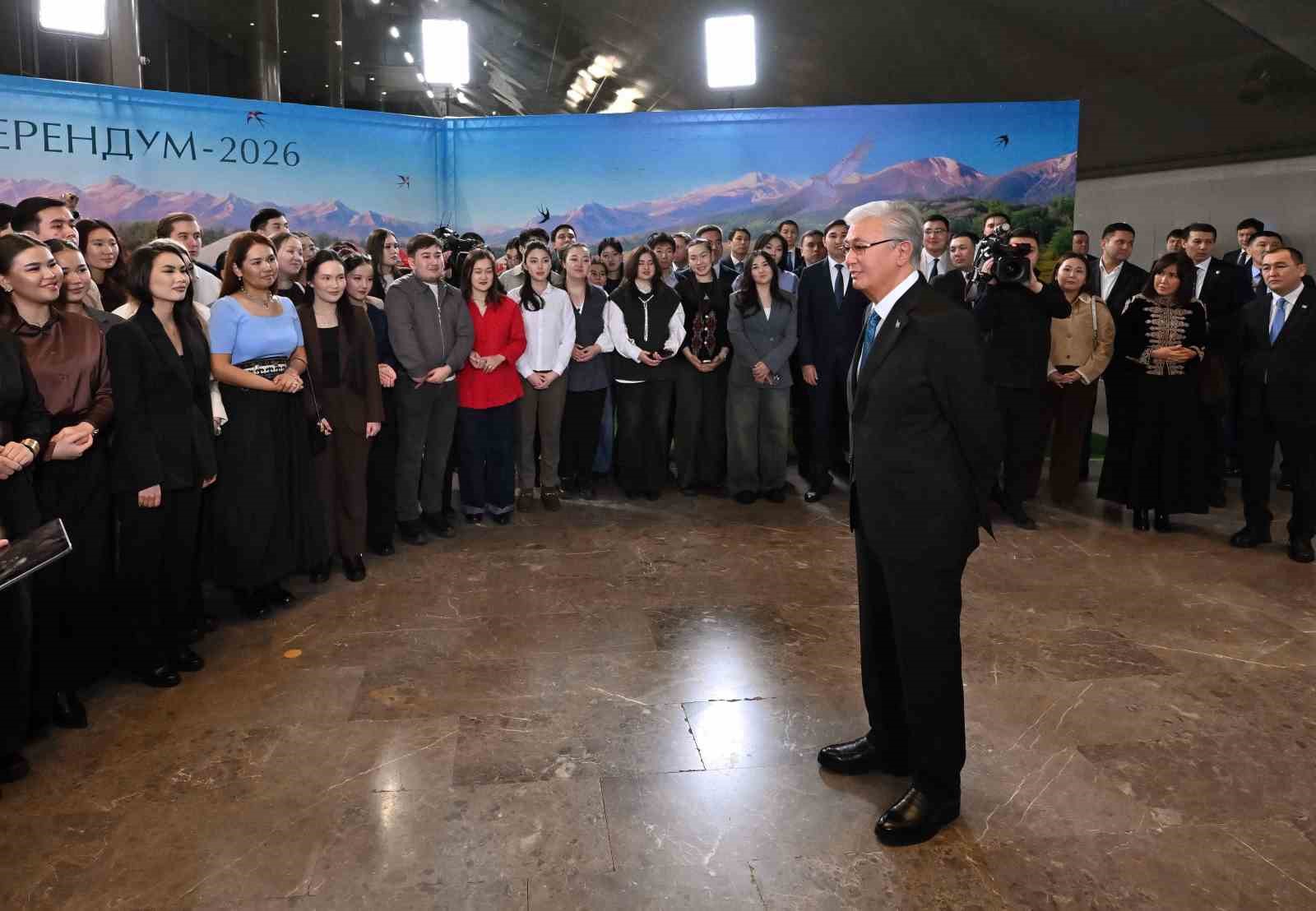 Kazakistan’da seçmenin yüzde 88’i yeni Anayasa’ya "evet" dedi
Kazakistan’da seçmenin yüzde 88’i yeni Anayasa’ya "evet" dedi