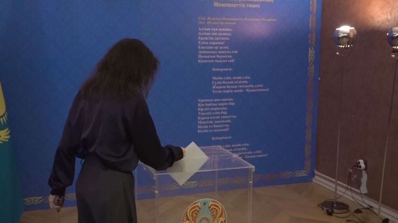 Kazakistan’da tarihi referandum için İstanbul’da sandıklar kuruldu
