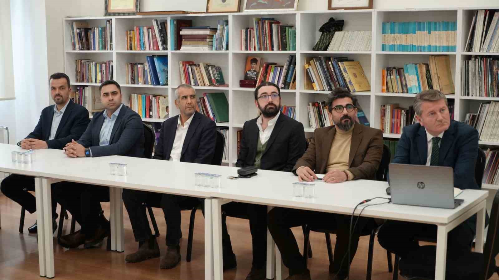 KBÜ İletişim Fakültesinde yeni dönem hedefleri görüşüldü
