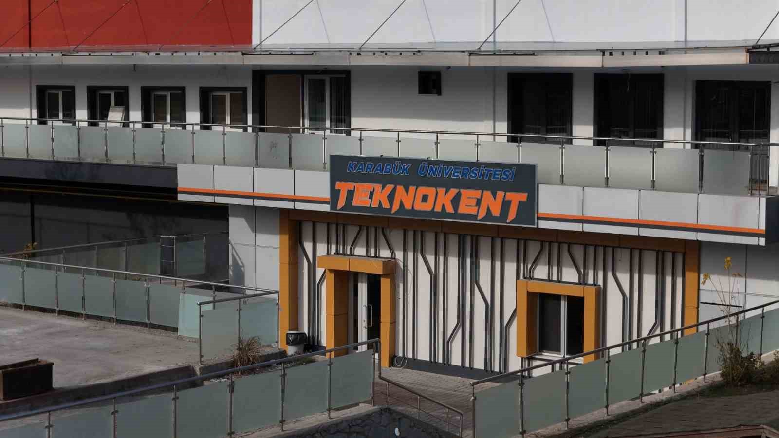 KBÜ mezunları ve akademisyenlerinin kurduğu 3 firmaya SOGREEN desteği
