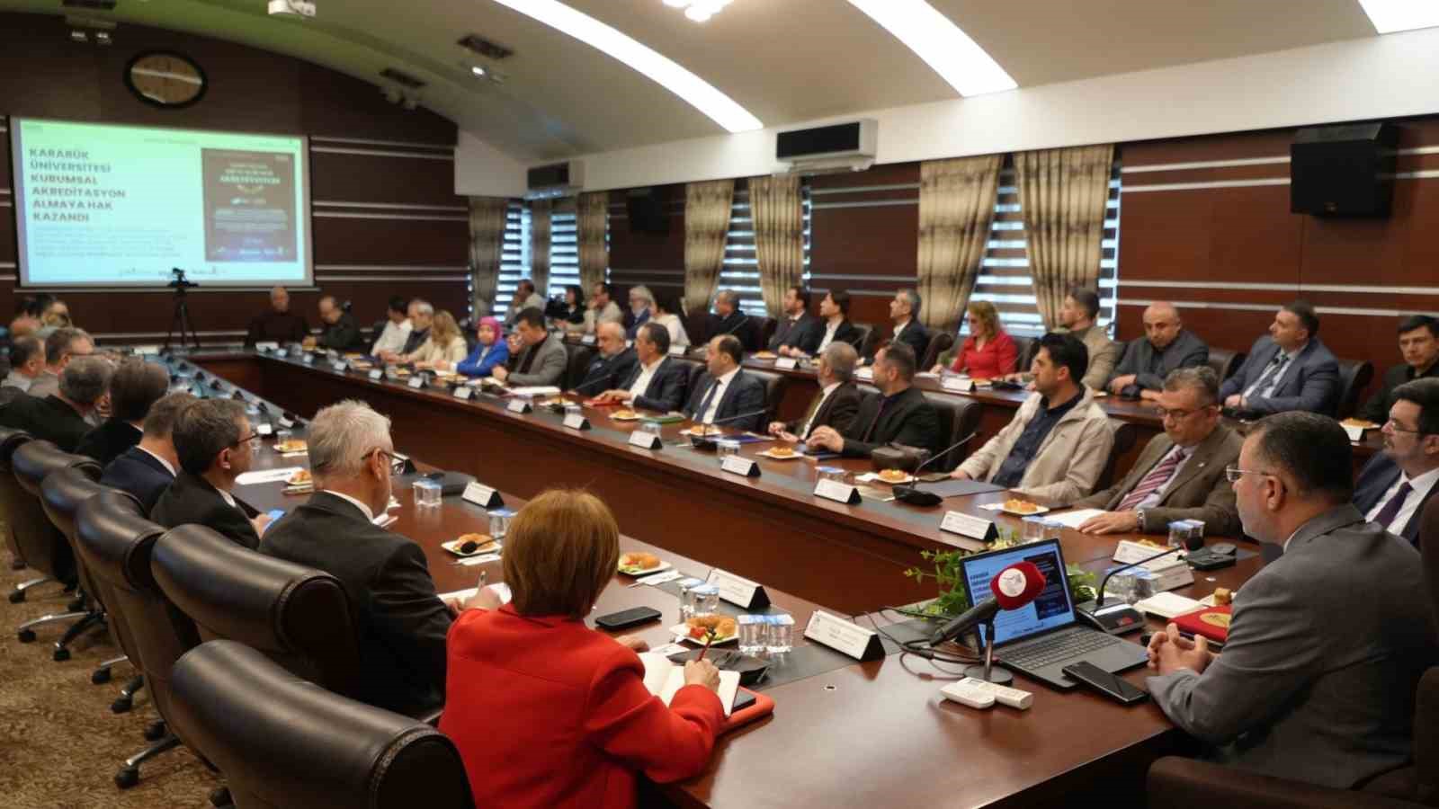 KBÜ Senatosu’nda akreditasyon ve uluslararası gelişmeler görüşüldü
