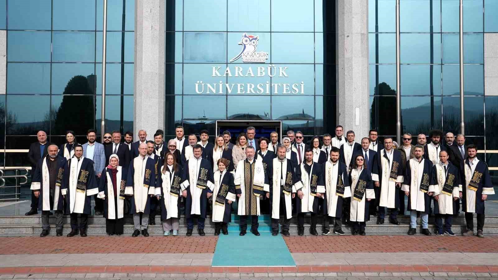 KBÜ’de 2025 Akademik Teşvik Listesi açıklandı
KBÜ’de 2025 Akademik Teşvik Listesi açıklandı