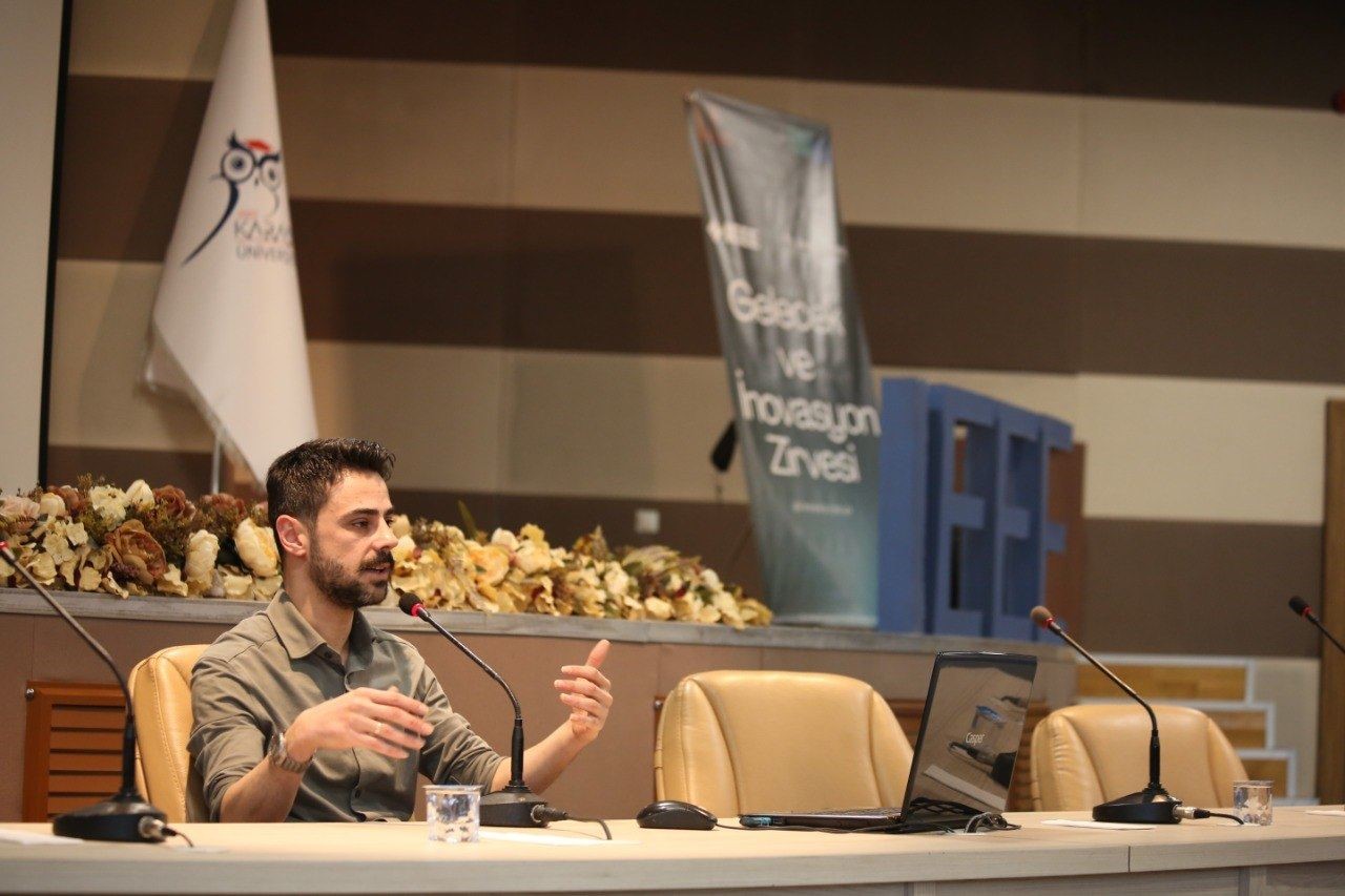 KBÜ’de inovasyon ve girişimcilik zirvesi düzenlendi
KBÜ’de inovasyon ve girişimcilik zirvesi düzenlendi