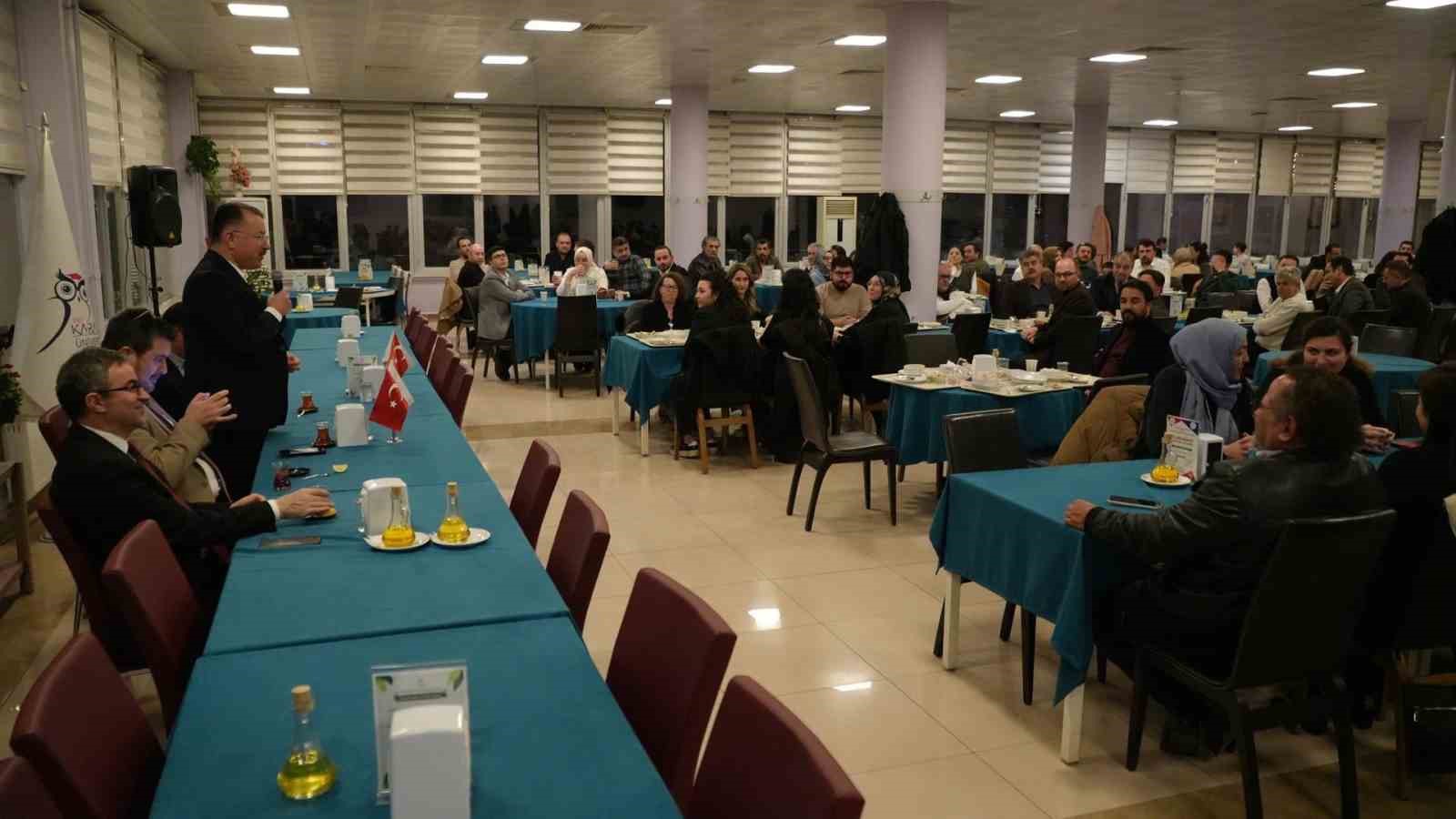 KBÜ’de Q1 yayın yapan akademisyenlerle strateji toplantısı
