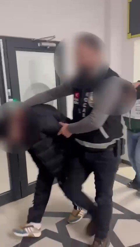 Kebapçı dükkanına silahlı saldırı düzenleyen şüpheliler yakalandı
