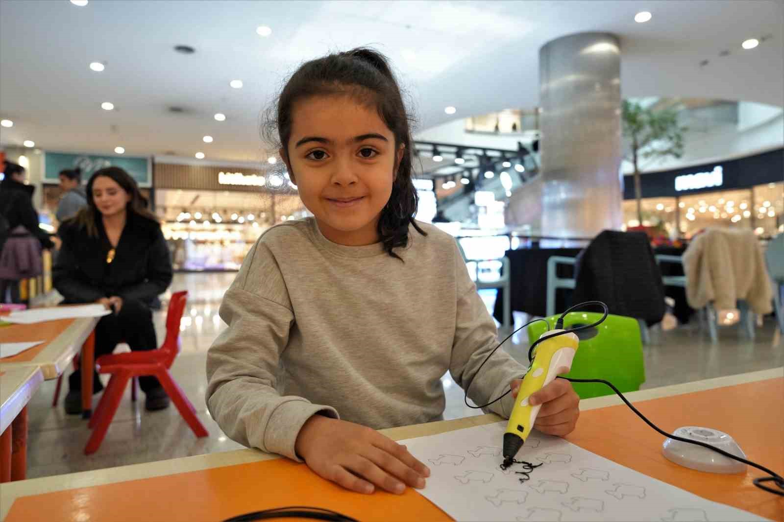 Keçiören Belediyesi’nden öğrencilere teknoloji dolu karne şenliği
